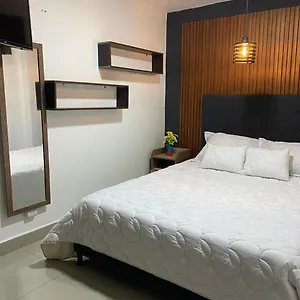 32 Confortable Apartamento Con Balcon En Laureles Estadio Medellín